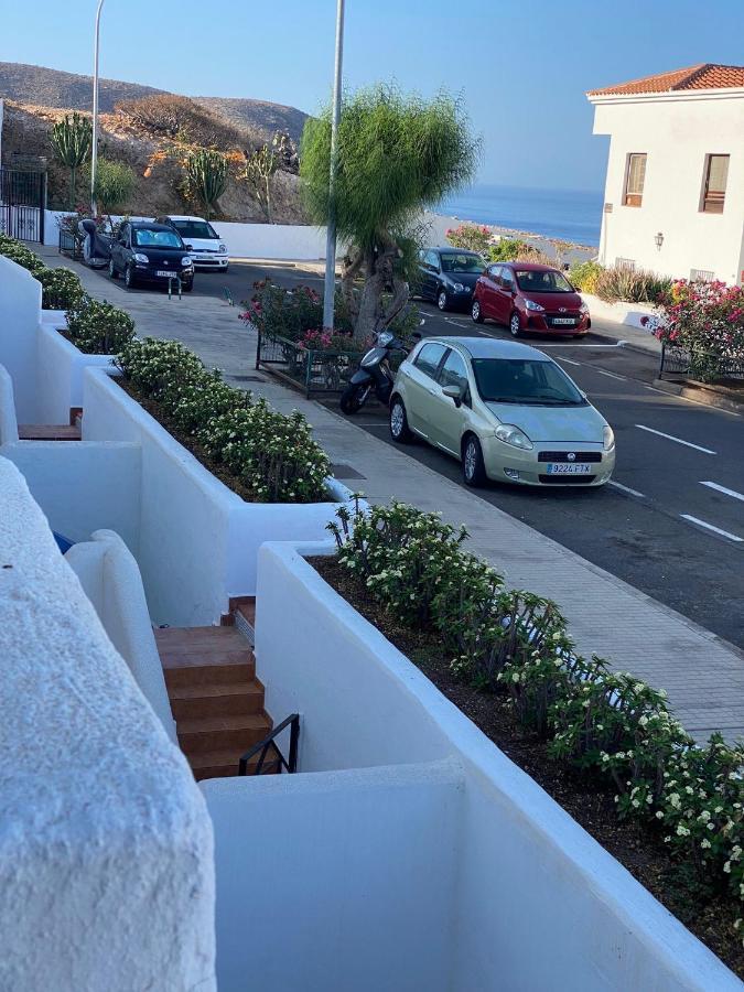 Aparthotel Los Cristianos Port Royal New Exterior foto